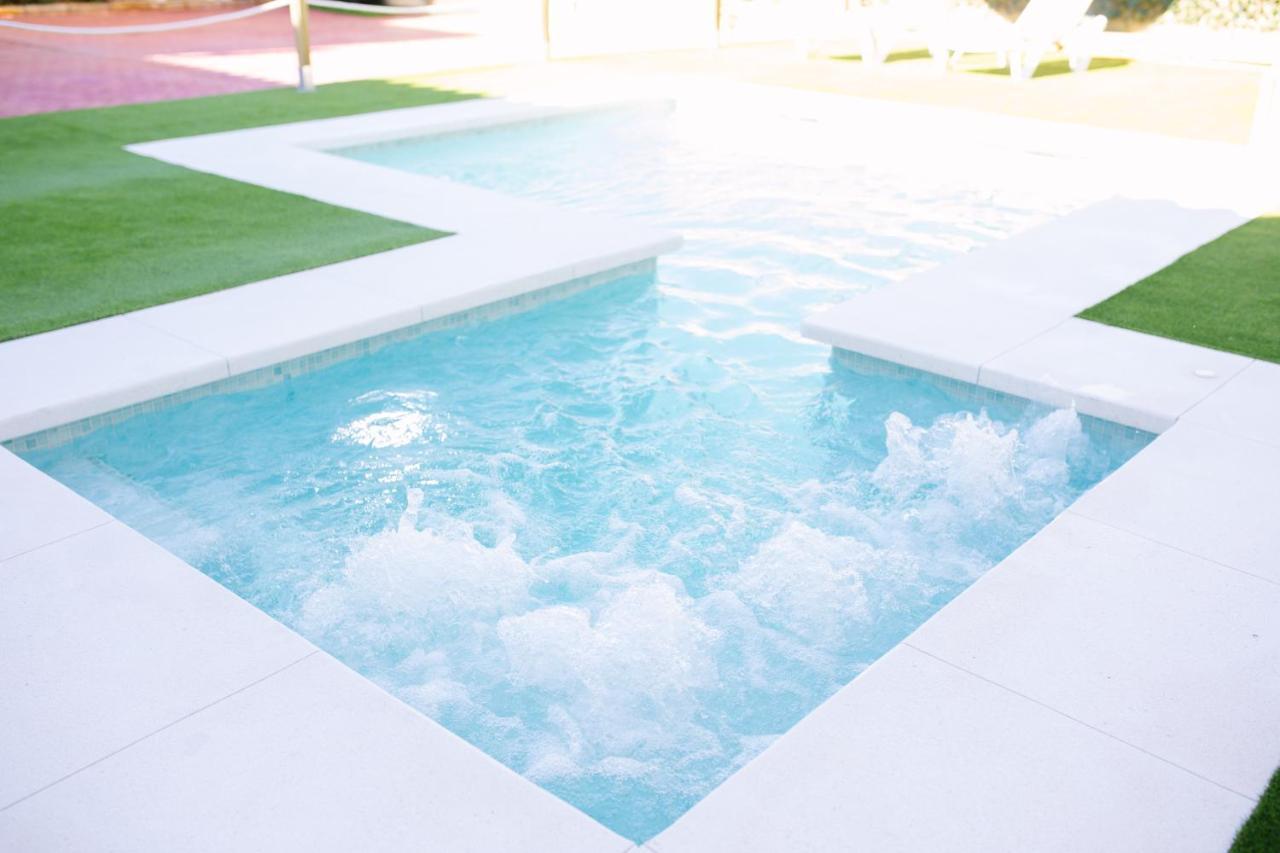 Pensjonat Casa Luxury "El Olivo De Cordoba" Con Jacuzzi Y Parking Privado Zewnętrze zdjęcie